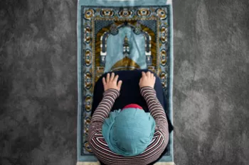 نماز زلزله چگونه خوانده میشود؟