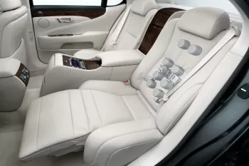 صندلی ماساژور خودرو چه مزایایی دارد ؟