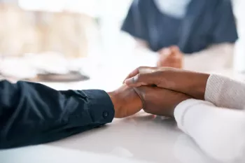 7 راهکار مطمئن و تاثیر گذار برای کمک به ترک اعتیاد همسر
