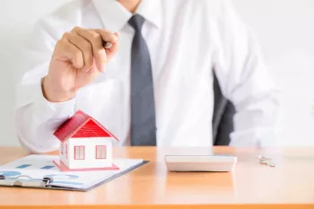 آیا مالک می تواند آب و برق و گاز مستاجر را قطع کند ؟