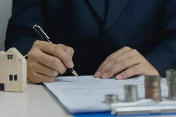 وکیل امور ثبتی کیست و چه وظایفی دارد ؟