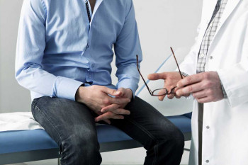 علت و درمان ژنیکوماستی یا بزرگی سینه مردان کدام است؟