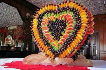 تزیین میوه نامزدی 2023 | تزیین میوه بله برون عروس | تزیین میوه و شیرینی برای بله برون