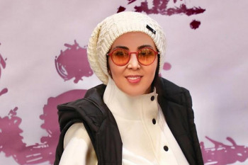 ژست های عجیب و غریب لیلا بلوکات در نجف و کربلا !