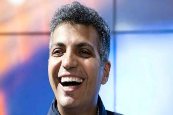 لحظه هیجانی ورود عادل فردوسی پور در کنسرت همایون شجریان !