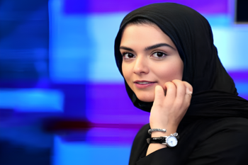 لباس آشپزی دنیا مدنی کنار بازیگر معروف در مکان عمومی !