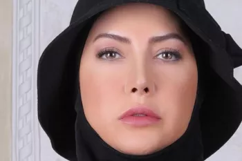 حرف های عجیب یارا دختر فریبا نادری در لایو مادر معروفش !!