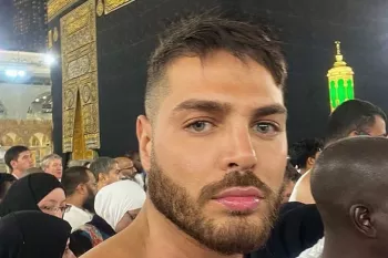 استایل خفن و مدلینگ جذاب ترین زائر در خانه خدا !!