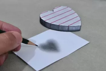 نقاشی قلب سه بعدی روی کاغذ برای مبتدیان