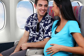 خطرات مسافرت با هواپیما در دوران بارداری