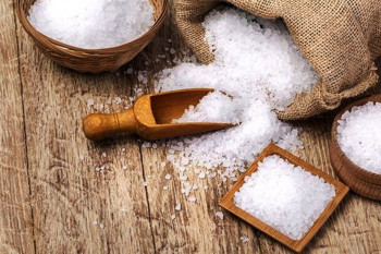 تفاوت اصلی بین نمک دریا و نمک معمولی در چیست ؟