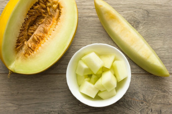 طبع خربزه : خربزه گرمی است یا سردی ؟