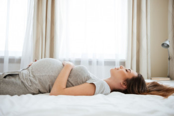 علل و عوارض جبران ناپذیر خواب زیاد در دوران بارداری چیست ؟