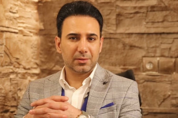 مستندساز جنجالی از نامزدش رونمایی کرد!