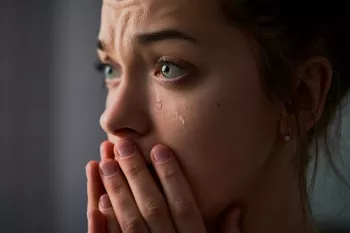 از تاثیر شگفت انگیز اشک زن روی مردها خبر دارید ؟
