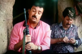 چهره و استایل متفاوت دختری که دل ارسطو را برد !!