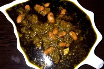چیکار کنیم قرمه سبزی سیاه و حسابی لعابدار بشه ؟