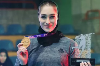 آیتک سلامت کیست و چرا نامش بر سر زبان ها افتاده ؟