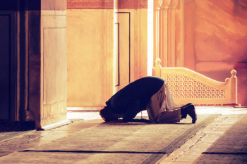 طریقه خواندن نماز چهارده معصوم (ع) چگونه است؟