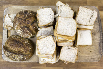 11 کاربرد نان بیات شده برای کاهش دور ریز نان