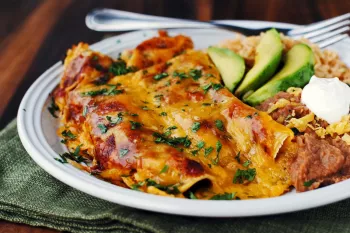 انچیلادا گوشت مکزیکی رو بپز و بخور و لذتشو ببر !