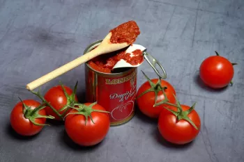 بهترین روش برای بسته بندی و نگهداری از رب گوجه فرنگی