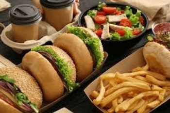 لیست فست فود های همدان + آدرس و تلفن