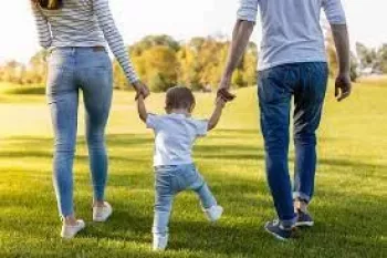 عاشقانه ترین و احساسی ترین کپشن در مورد پدر و مادر