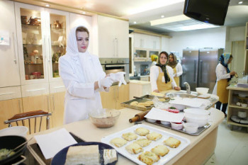 آموزشگاه های آشپزی و شیرینی پزی در یزد