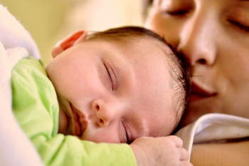 رابطه نوزاد و مادر و تاثیر آن در رشد شخصیت کودک