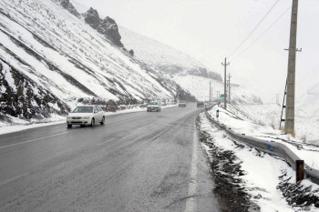 جاده چالوس و فیروزکوه مسدود است