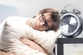 دانلود گیف خواب آلودگی برای واتساپ و تلگرام