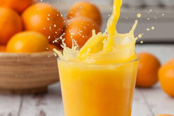 آشنایی با ارزش غذایی و خواص بینظیر آب پرتقال