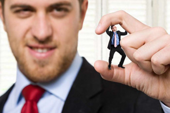 10 راهکار طلایی برای کنترل و غلبه بر غرور