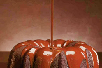 طرز تهیه 3 مدل گاناش شکلاتی خوشمزه برای تزیین کیک