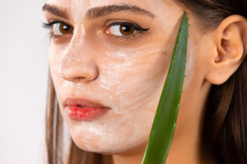 بهترین روش استفاده از آلوئه ورا برای پوست چیست ؟