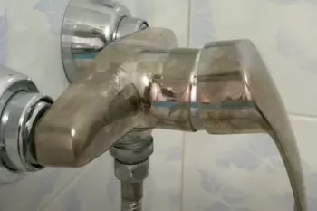 تعمیر شیر اهرمی آشپز خانه و حمام به آسانی