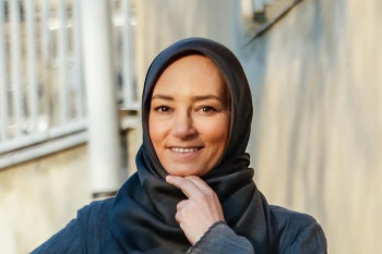 تصویر متفاوت از سحر ولدبیگی با غازی بسیار زیبا!