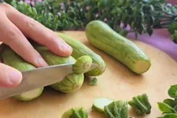 این غذا رو هفته ای چند بار میپزی از بس که خوشمزس به دستور غذای فوری و خوشمزه با کدو !