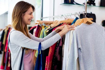 سه تا از مهم ترین علامت های مربوط به پوشاک که موقع خرید خیلی کمکتون می‌کنه!