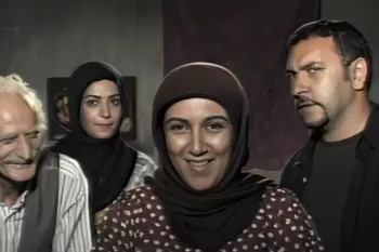 وقتی بازیگران سریال مسافر عینکی می شوند!