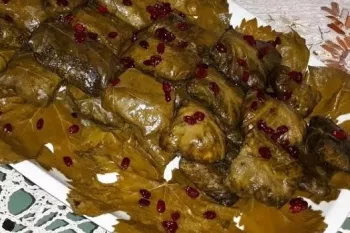 آموزش دلمه برگ مو مجلسی با ترفندهای خاص آن!