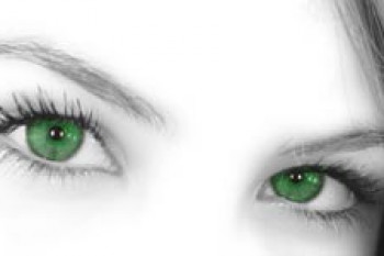 چه آرایشی مناسب چشم های سبز است؟