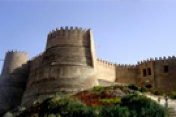 قلعه فلک الافلاک زندان معروف خرم آباد موزه مردم شناسی گردید(1354ش)