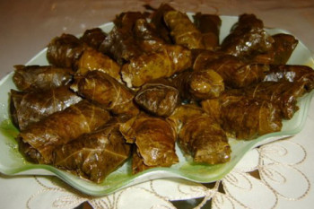 طرز تهیه دلمه برگ مو