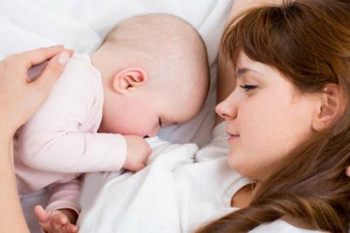 نکات مهم تغذیه مادر در دوران شیر دهی و تاثیر آن بر نوزاد