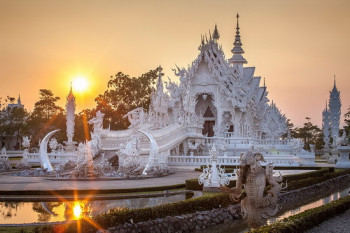 آشنایی با معبد سفید در تایلند:معبدی با معماری خیره کننده