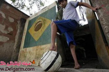 فوتبالیست بدون پا در کمپ بارسلونا + عکس