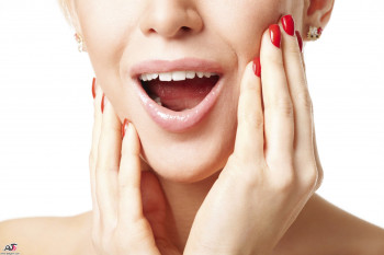 قفل شدن فک دهان چیست ؟ همراه با درمان آن