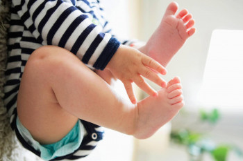 راه های مناسب برای تقویت مفاصل و زانو نوزادان
